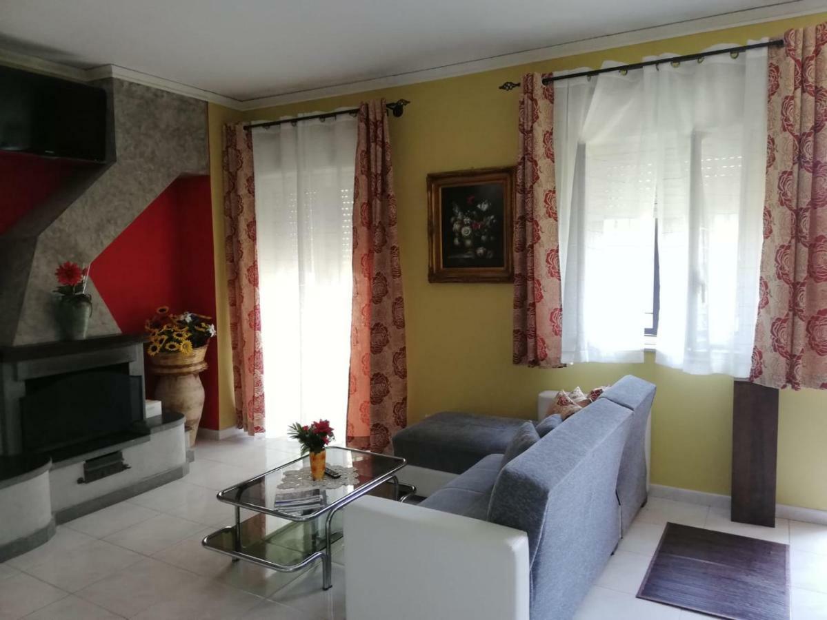 B & B Amici Dell'Etna Nicolosi Extérieur photo